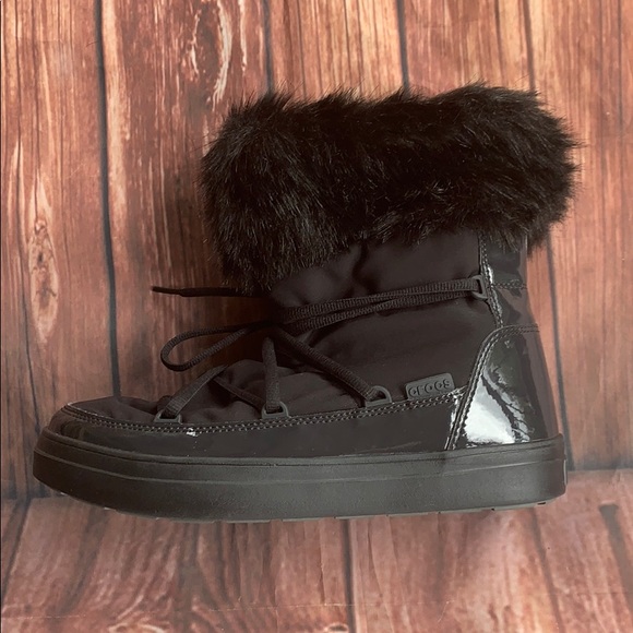 women's lodgepoint nylon lace boot